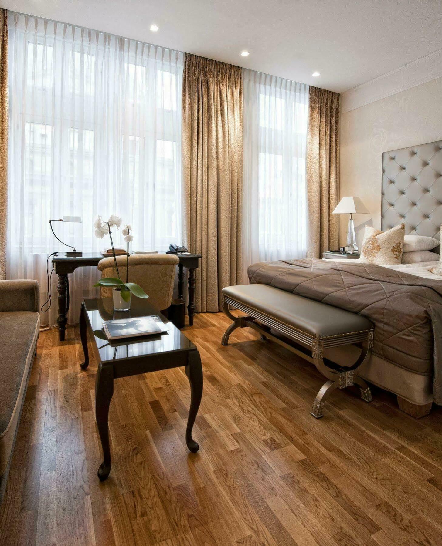 Hotel Continental