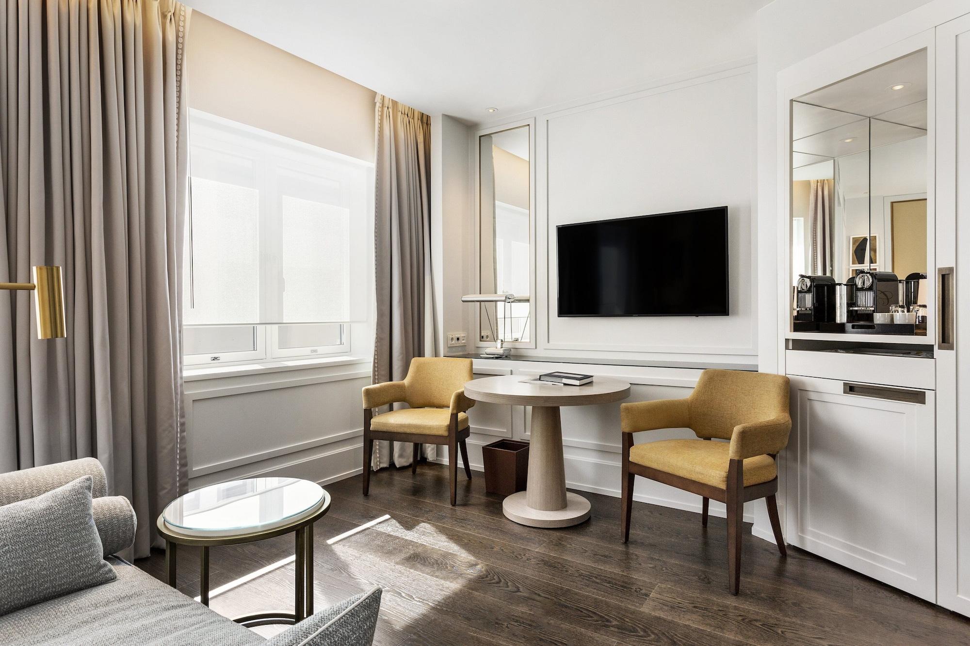 Continental Hotel