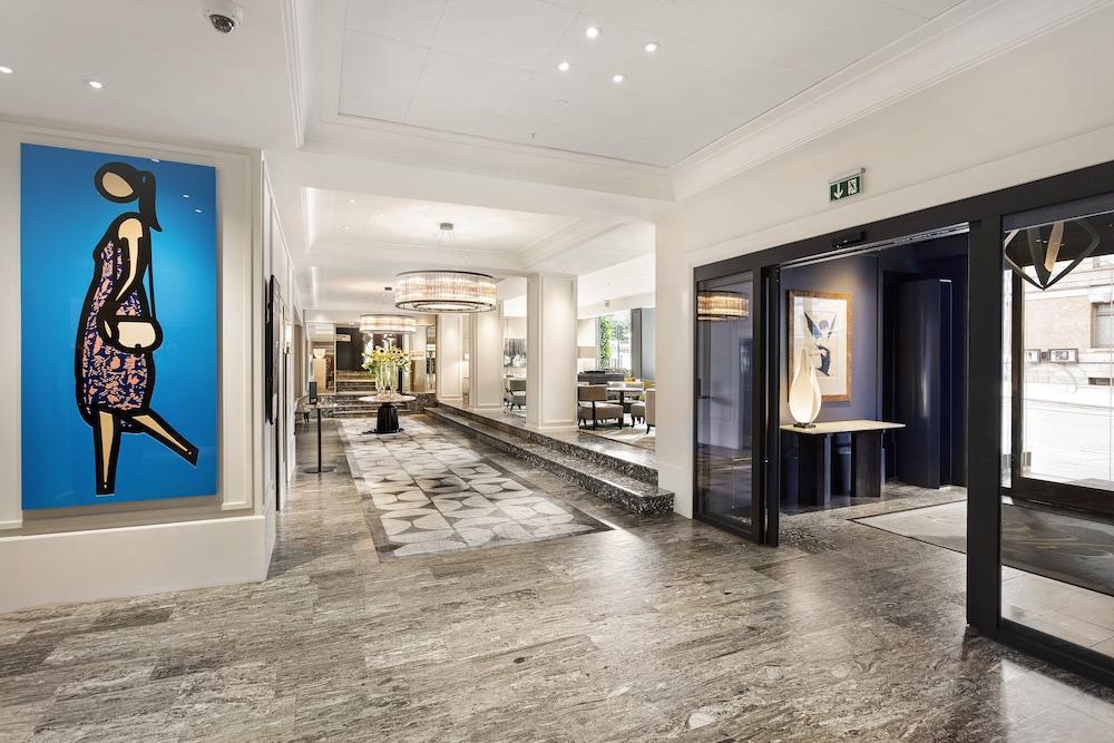 Continental Hotel 5*